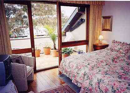 Twin Bedroom. Sydney B&B